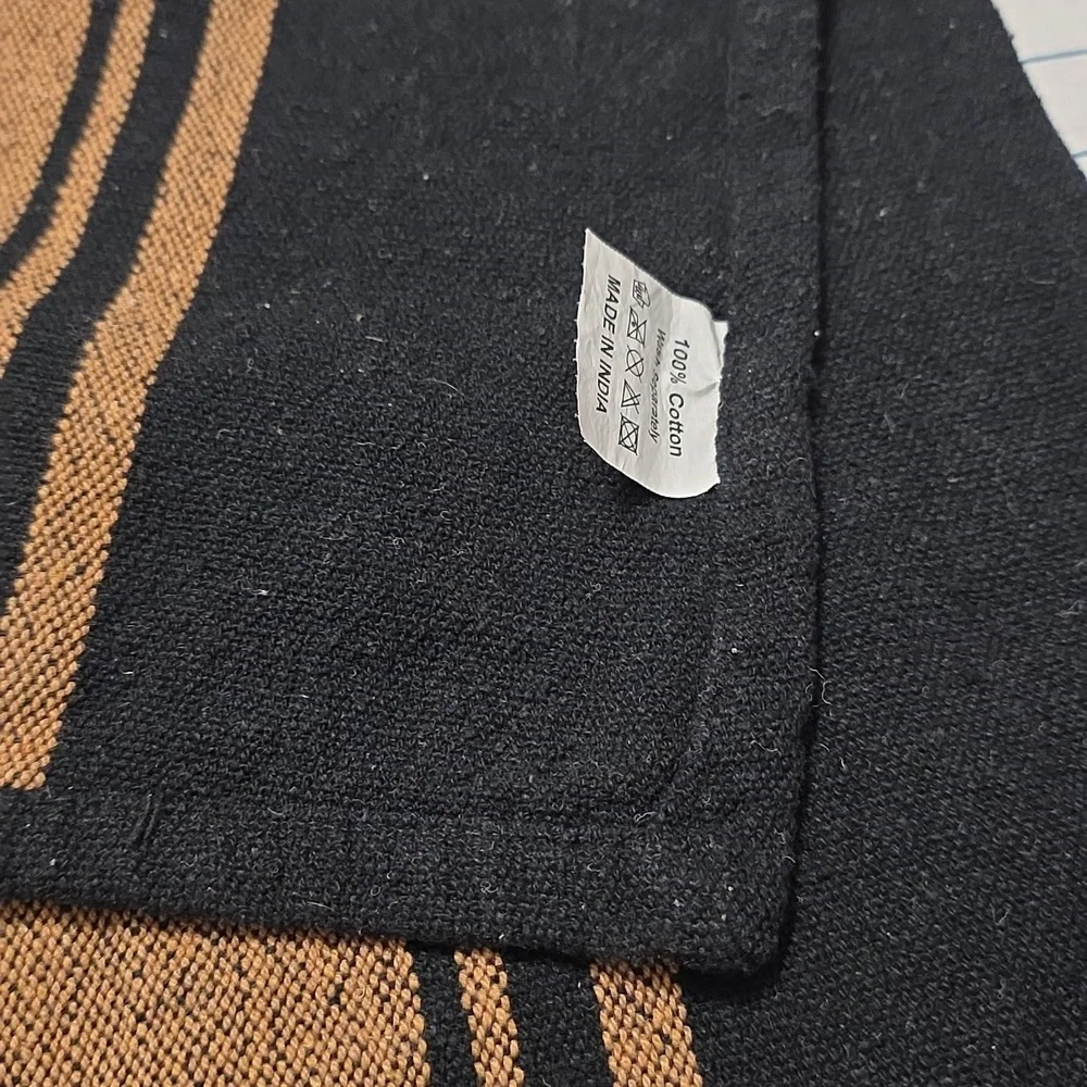Black and Tan Table Runner, 14x28, Gently Preloved‎